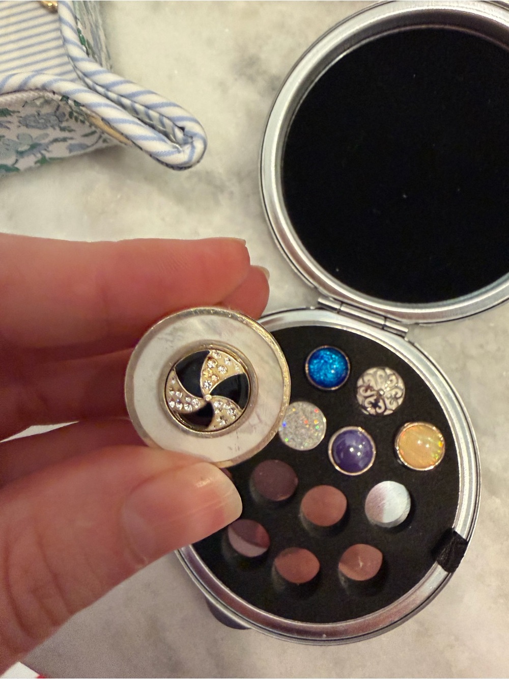 Kameleon Interchangeable Snap Jewelry Set - Multicolor Cabochons - Picture 3 of 3